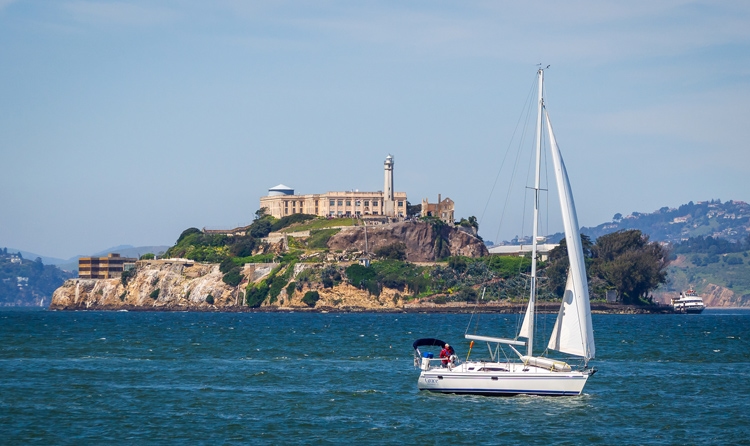 San Francisco Bay: a tricky area, with powerful and shifty winds and currents | Photo: Dalmulder/Creative Commons